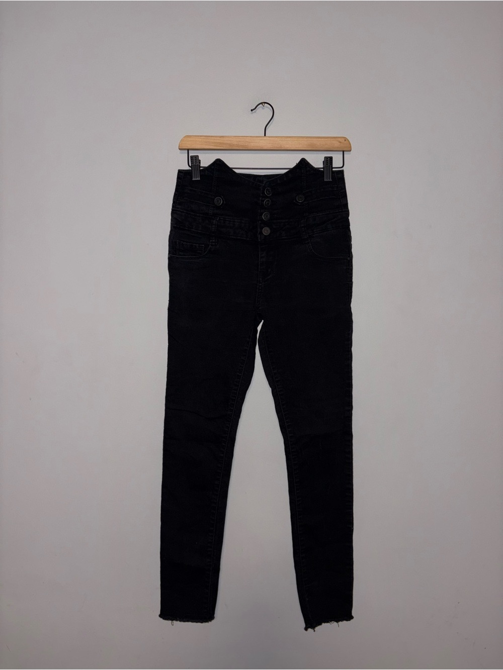 Max | Black Jeans | Size 28